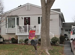 32 State St, Middletown, NY 10940