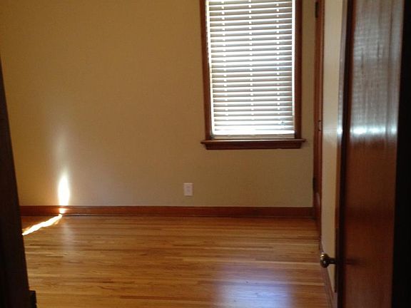 5th image of 7141 Holly Hills Ave