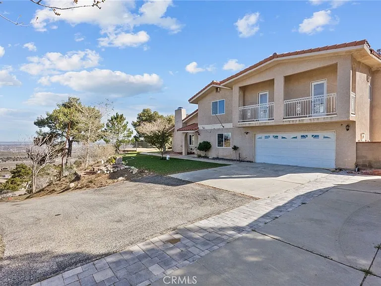 1138 Lakeview Dr — Photo 7