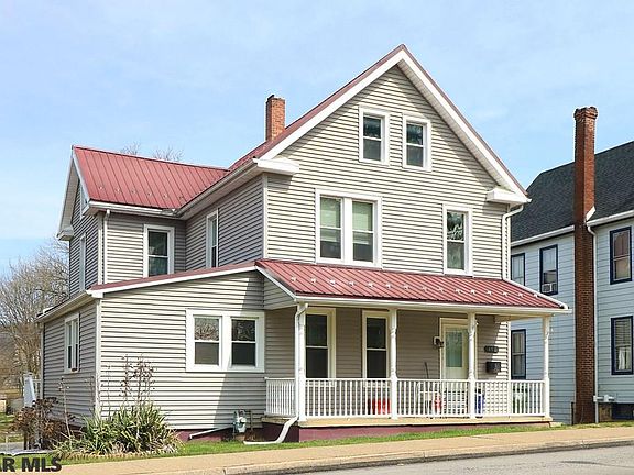 4th image of 453 E Bishop St