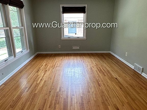 2nd image of 6037 Blaisdell Ave