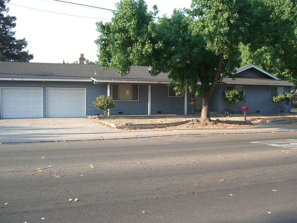 Front Elevation 2 Car Garage