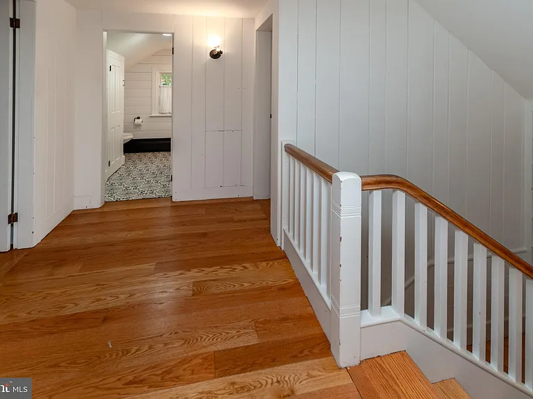 180 Municipal Rd — Photo 37