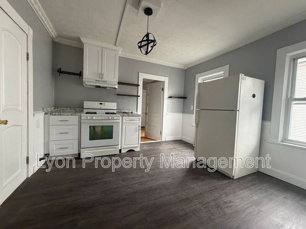428 9th Ave Floor 2