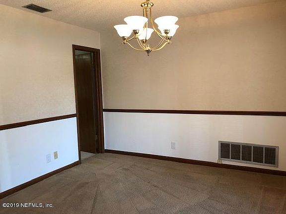5th image of 6332 Whispering Oaks Dr W