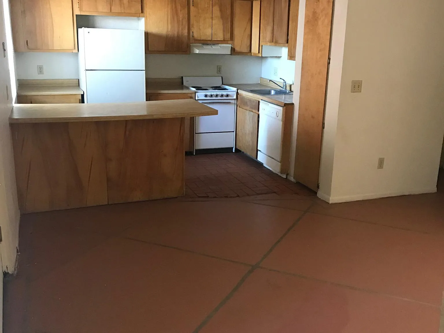 2 bed, 1.5 bath, 900 sqft, $995 — Photo 3