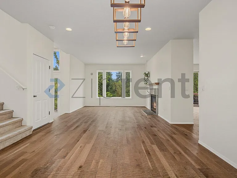 18052 SW Loxley Dr — Photo 14