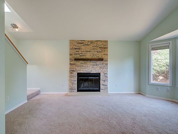 4th image of 14043 82nd Pl NE