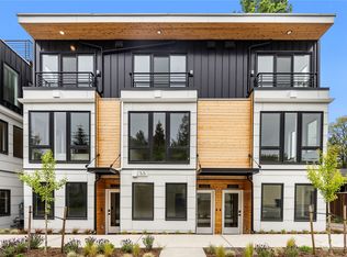 4218 SW 100th St, Seattle, WA 98146