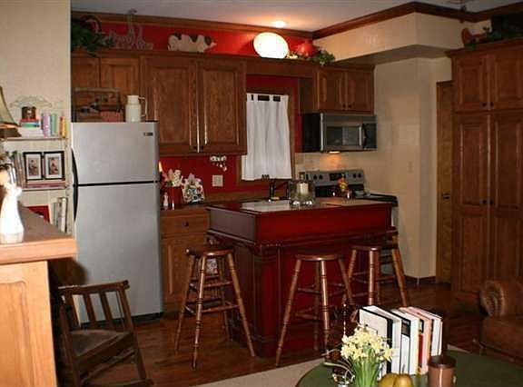 4th image of 5 Cabins On The Knl
