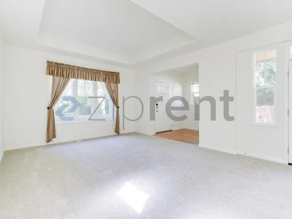 22531 NE Cascara Cir, Redmond, WA 98053