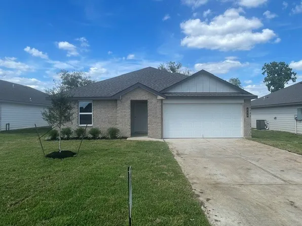 214 Paco Loop, Caldwell, TX 77836