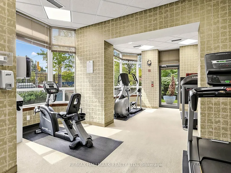 35 Finch Ave E #1808 — Photo 30
