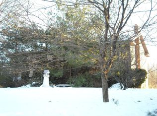 107 Cemetery Rd, Halfmoon, NY 12065