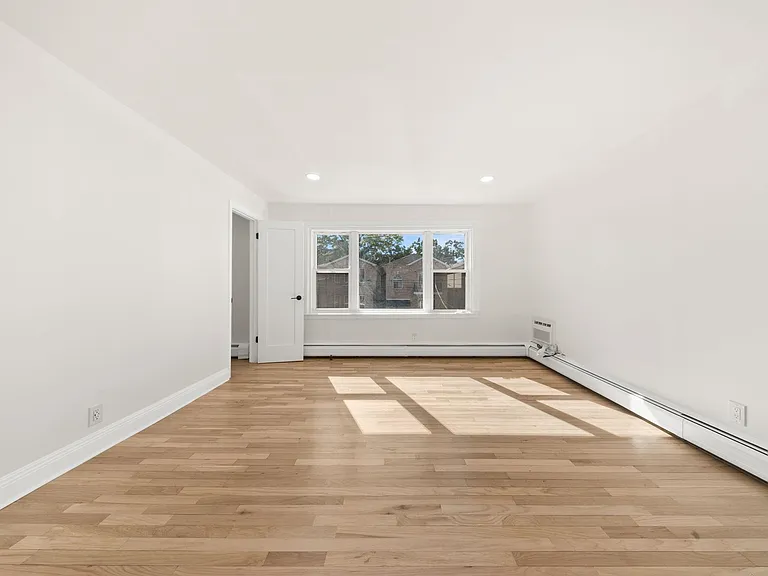 211 New York Ave #2 — Photo 19