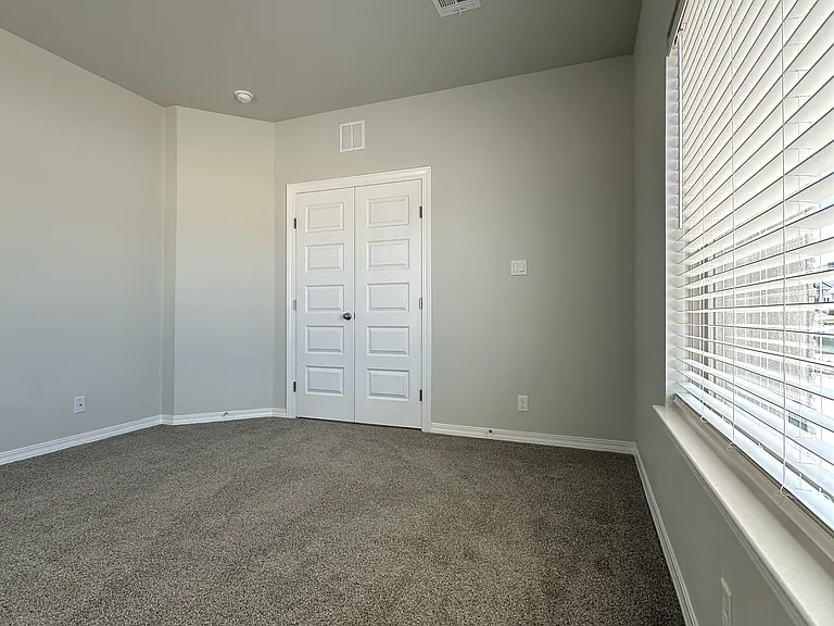 417 Samuel Blount Ct — Photo 15