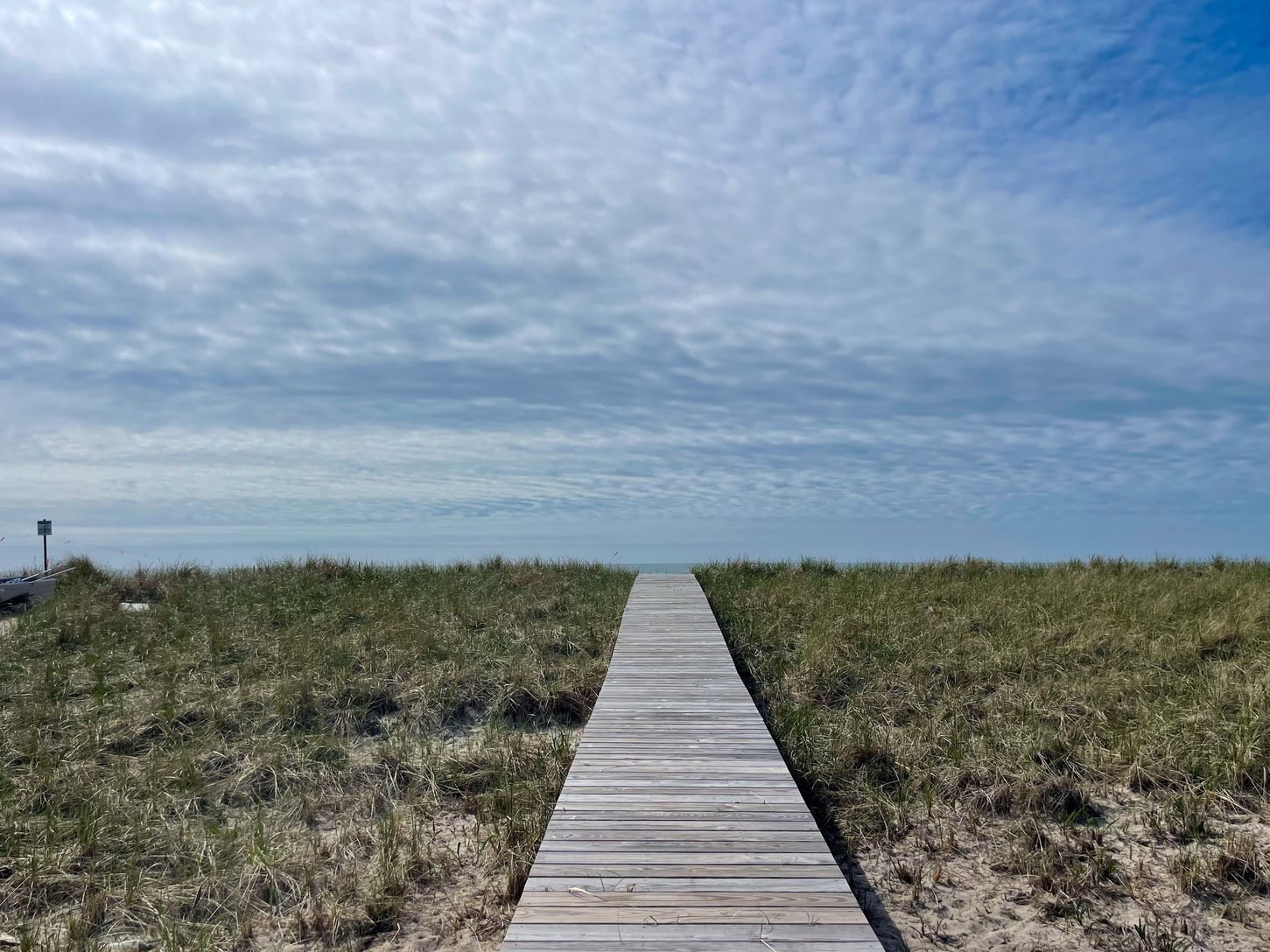  Private walkway to the ocean