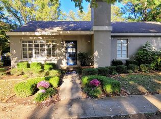 402 Church St NE APT A, Decatur, AL 35601