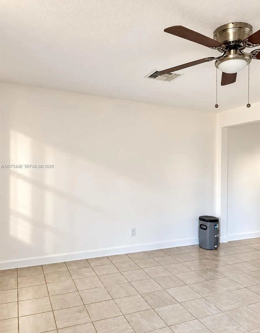 Marshalls Everglade — Photo 1