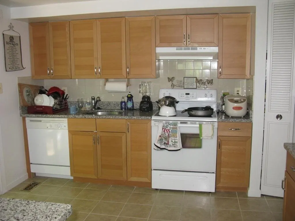 Sanibel Dr, Reston — Photo 4