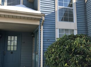 1 E Truro Dr, Monroe Township, NJ 08831