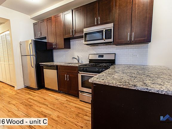 2nd image of 1316 N Wood St #B