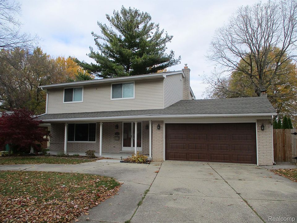 1st image of 23475 Michele Ct