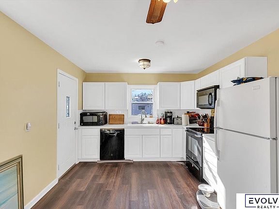 5th image of 6262 Buckingham Ave