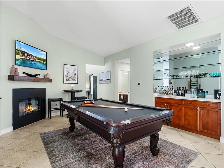 39490 Regency Way — Photo 11