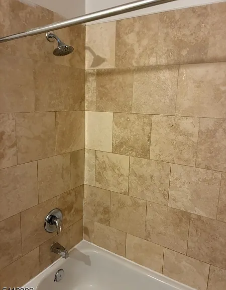 294 Randolph Ave — Photo 5