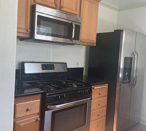 4th image of 6145 Glen Tower St #1/2