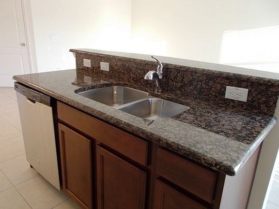 4th image of 6231 Windsor Lake Cir