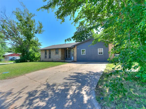 4612 Meadowpark Dr, Midwest City, OK 73110