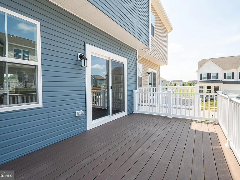 67 Swan Field Ave — Photo 31