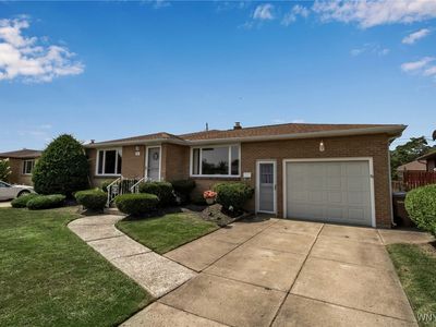 54 Joanne Ln, Cheektowaga, NY, 14227