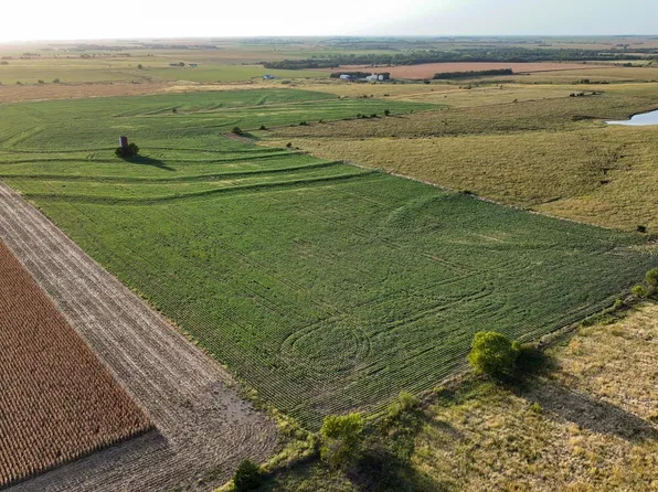 2345 S 2700th Rd, Burdick, KS 66838