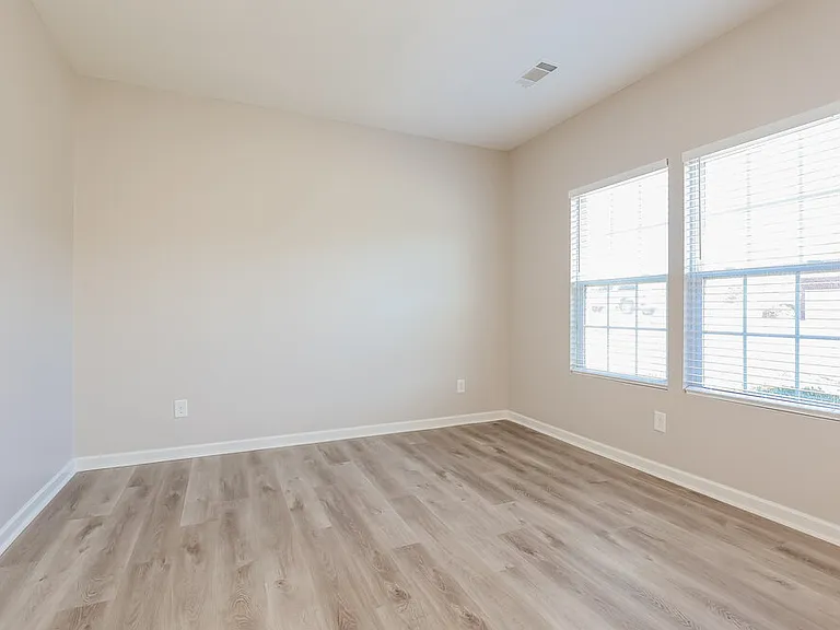 5320 Ryan Allen Cir — Photo 10