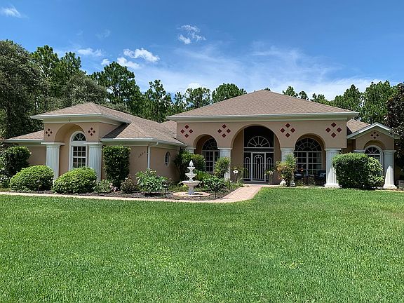 5th image of 3929 N Buckhorn Dr
