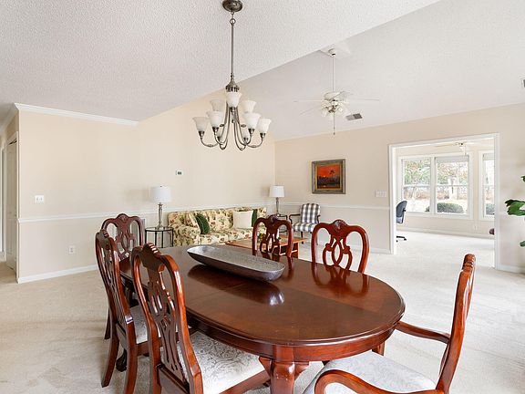 3rd image of 9068 Delancey Cir