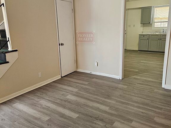 3rd image of 1300 New York Ave APT 10