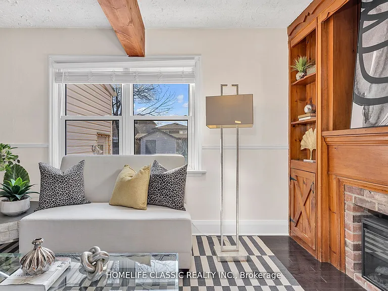 54 S Woodrow Blvd — Photo 8