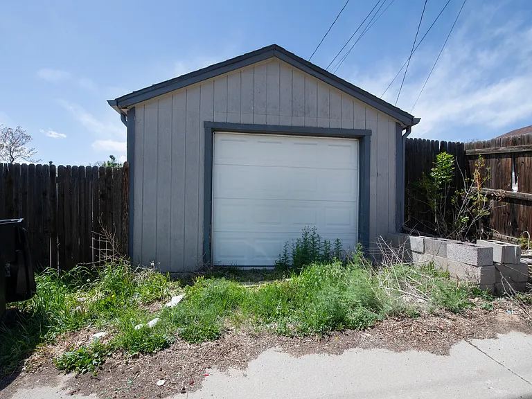 30 S Wolff St — Photo 36