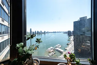 415 East 37th Street #35D image 1 of 8