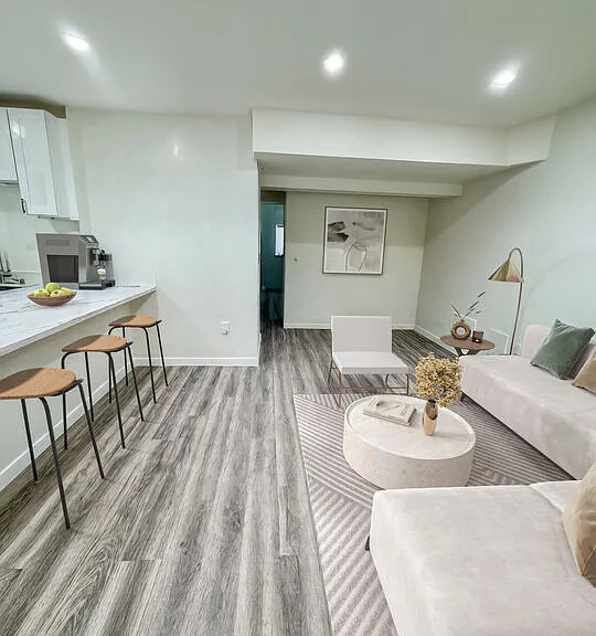 2424 Ocean Park Blvd #8 — Photo 2