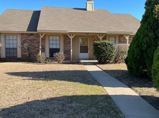512 Justice St, Cedar Hill, TX 75104