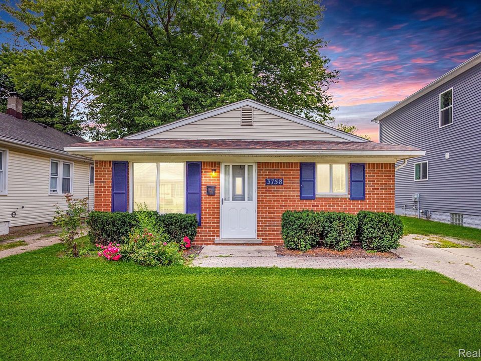 1st image of 3758 Royal Ave