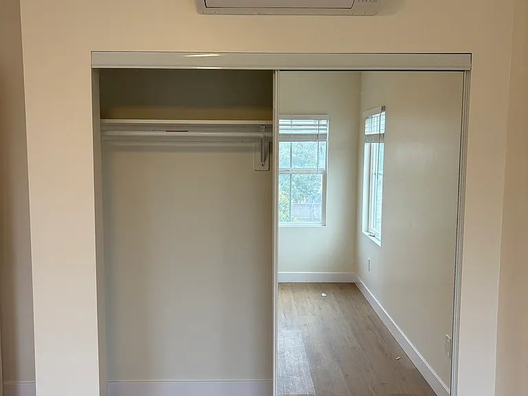 768 Delaware St — Photo 11