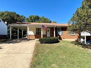 2301 Water Tower Rd, High Ridge, MO 63049
