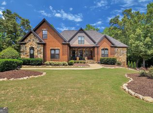 805 Suncrest Ct, Hampton, GA 30228