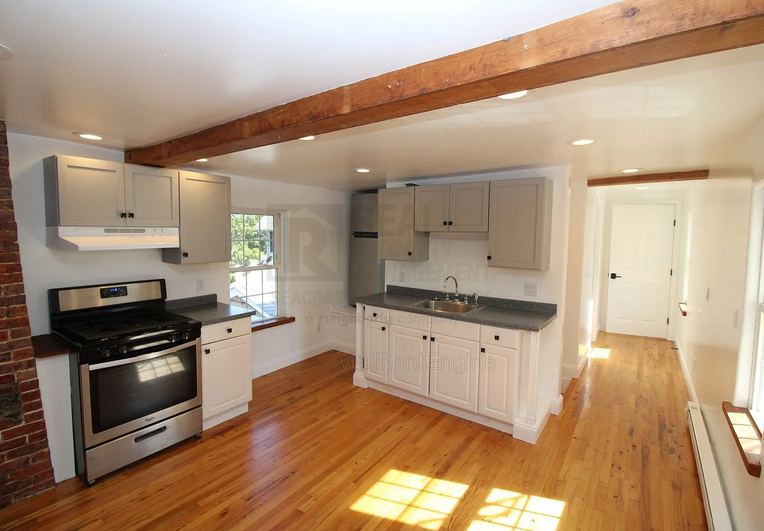 1 bed, 1.0 bath, $1,700 — Photo 1